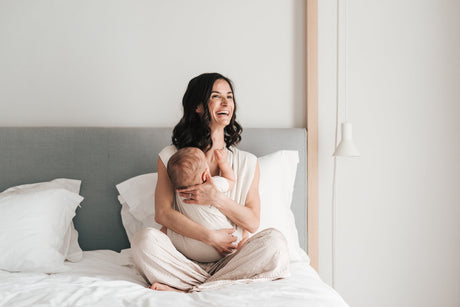 Préparer un accouchement naturel : le rôle clé de la sophrologie, du yoga et de l’acupuncture