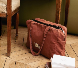 CONSEILS - Quand acheter son sac à langer ?