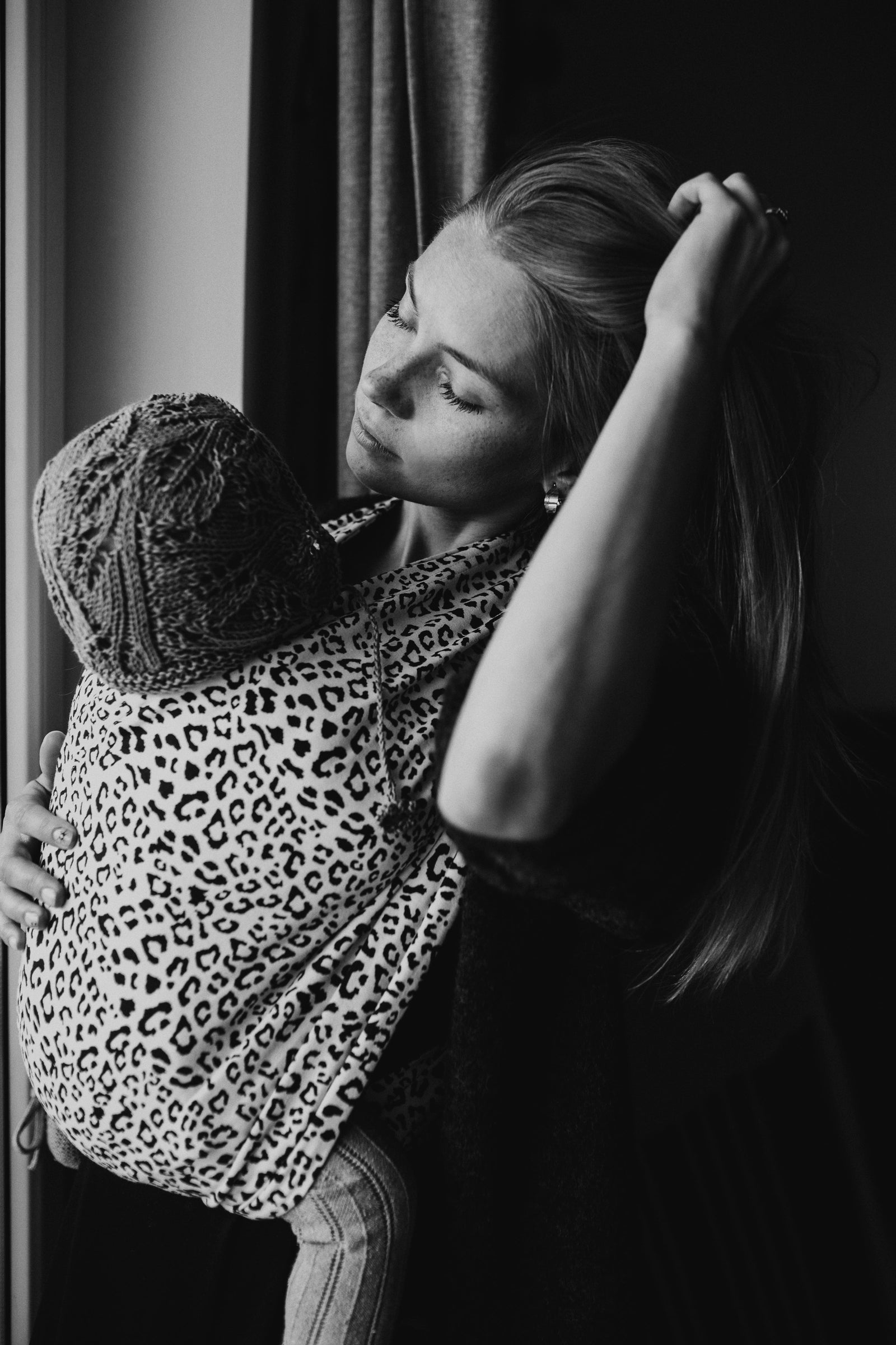 Séparation maman-bébé après la naissance : quand l’attachement commence à distance